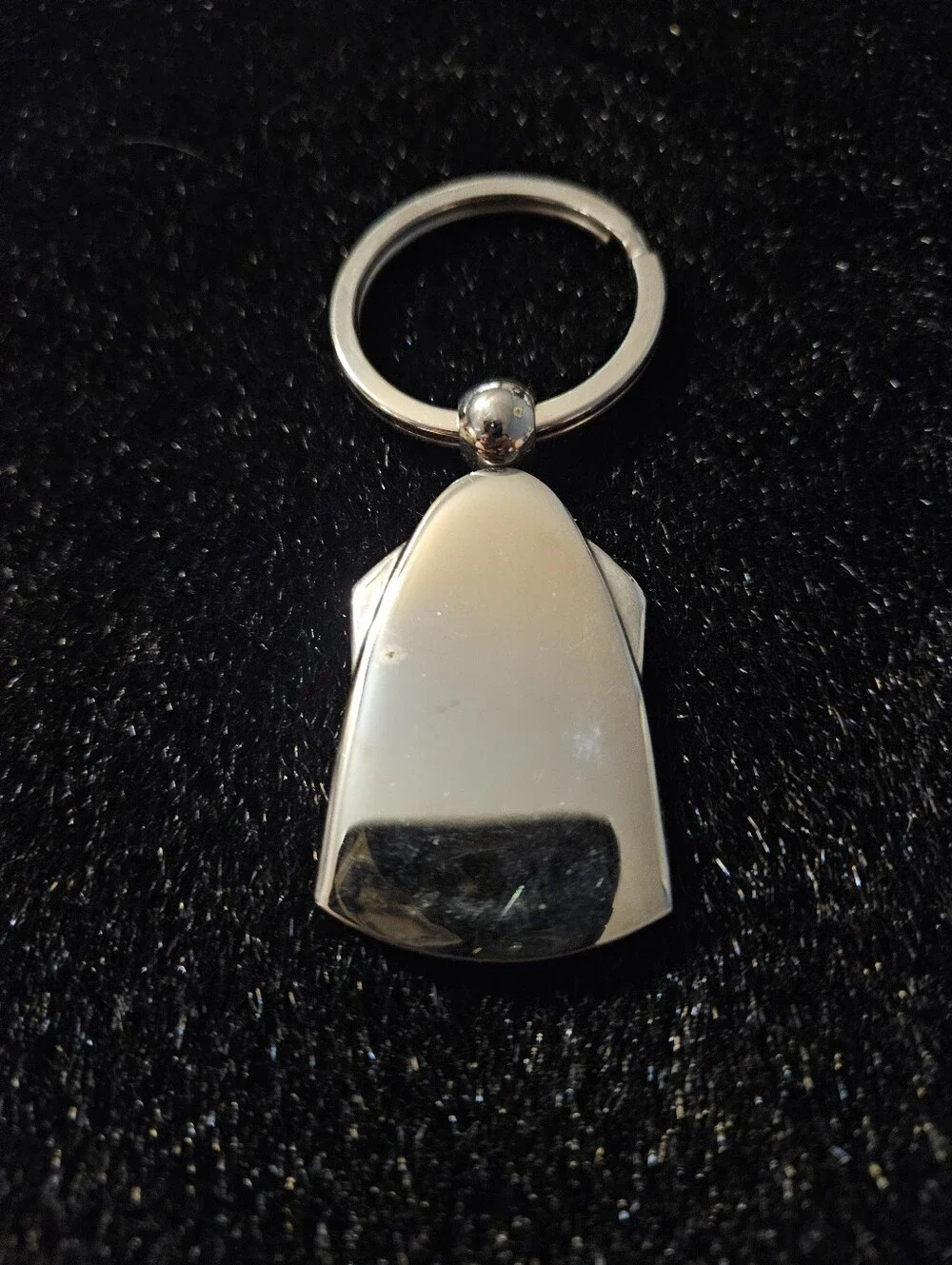 Silver Logo Mercedes-Benz Keychain - Men's Accessory